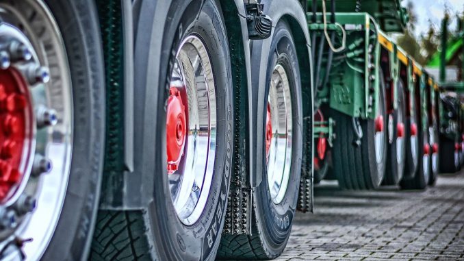 truck-g9e7fbcf25_1280_1280x861